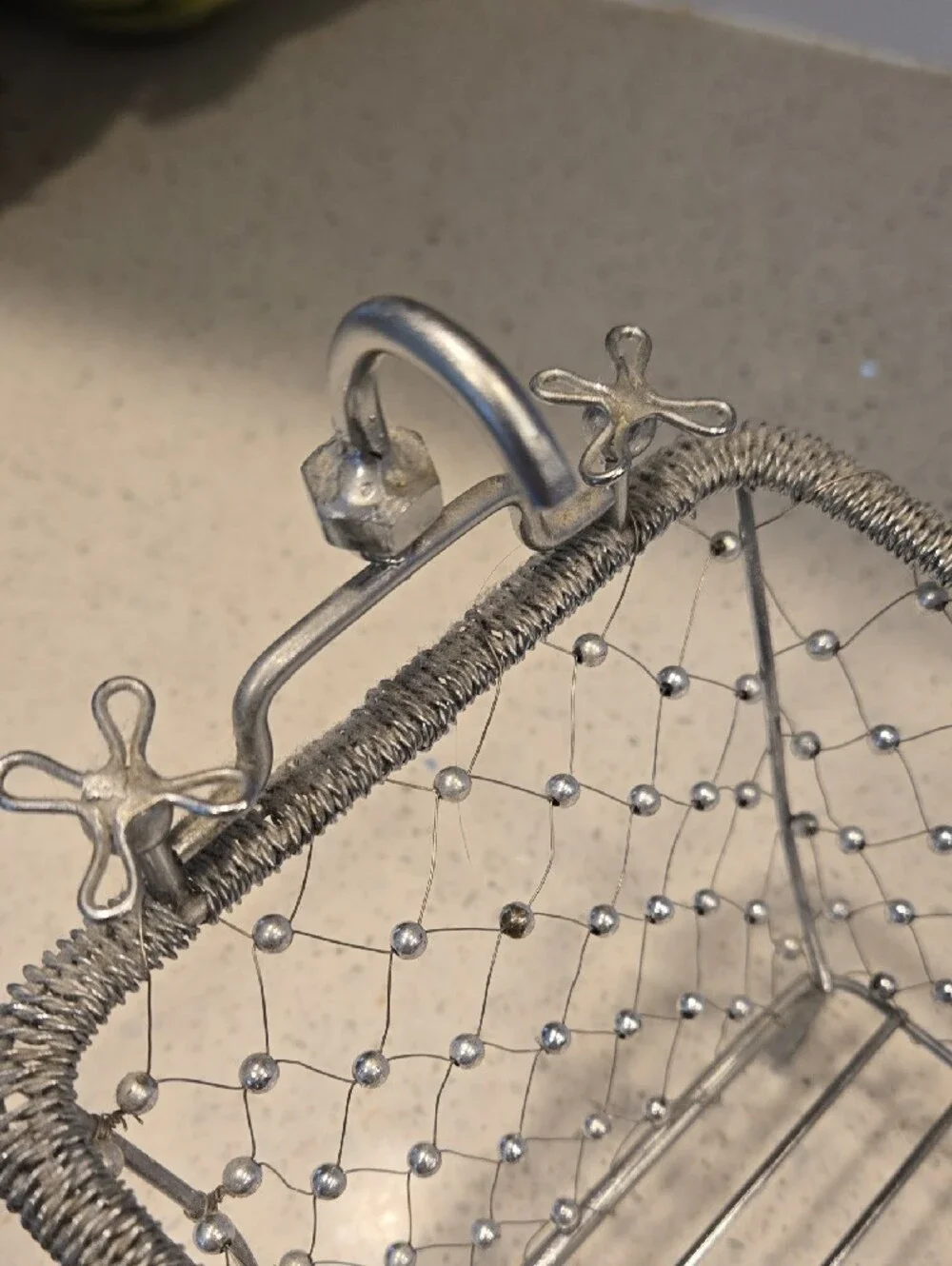 Silver Wire Decorative Bathtub Vanity Tray